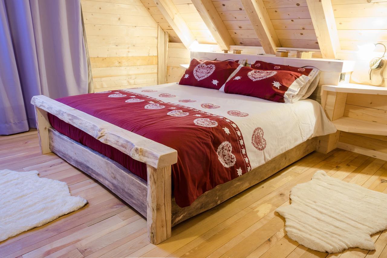Comeglians Dolomiti Village מראה חיצוני תמונה